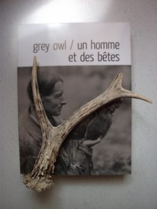 Grey Owl, Un homme et des bêtes