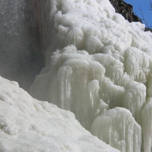 Cascade gelée (Nasbinals)