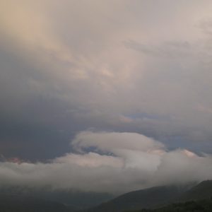 nuages, ciel ombrageux (Montjaux, vallée du Tarn)
