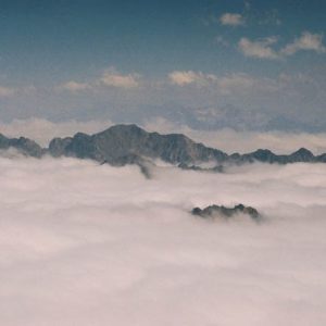 Pyrénées... Mer de nuages - Au-dessus de la Mongie, en Bigorre, massif de l’Arbizon