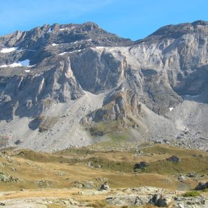 Pic de la Munia (3133m.) et Mont Arrouy (2888m.) - Cirque de Troumouse
