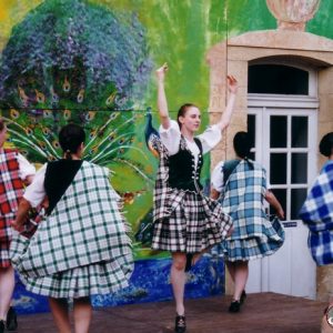 Tayside Folk Dance & Music - Troupe de Dundee (Écosse), à Montignac (24), en été 2000, XXe Festival