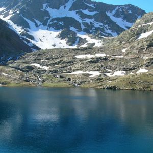 Lac Couy - Le lac au pied du Malh Arrouy (2 965 m)