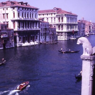 1964 Venise, vue sur le "Canałasso" (le Grand Canal)