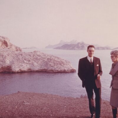 1968 - Guy de Hédouville (décédé en 2003), avec « Mum » en hiver dans les Calanques de Marseille