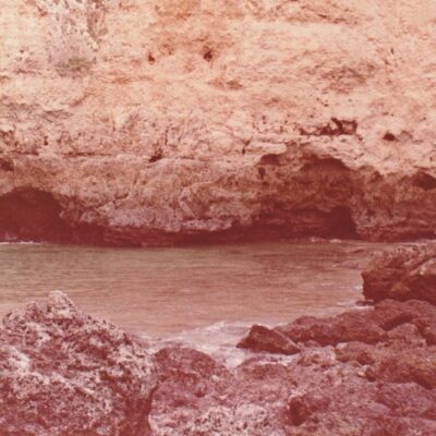 1967 ... les rochers de "Praia Da Rocha" à Faro, Portugal