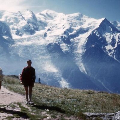 le Mont Blanc vu du Plan de Praz (« Mum » et mes deux frères) - Chamonix 1961